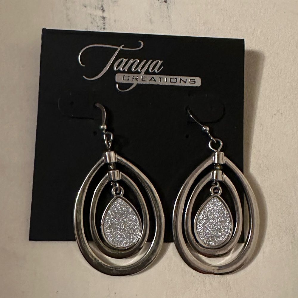 Tanya Creations silver dangle earrings sparkly